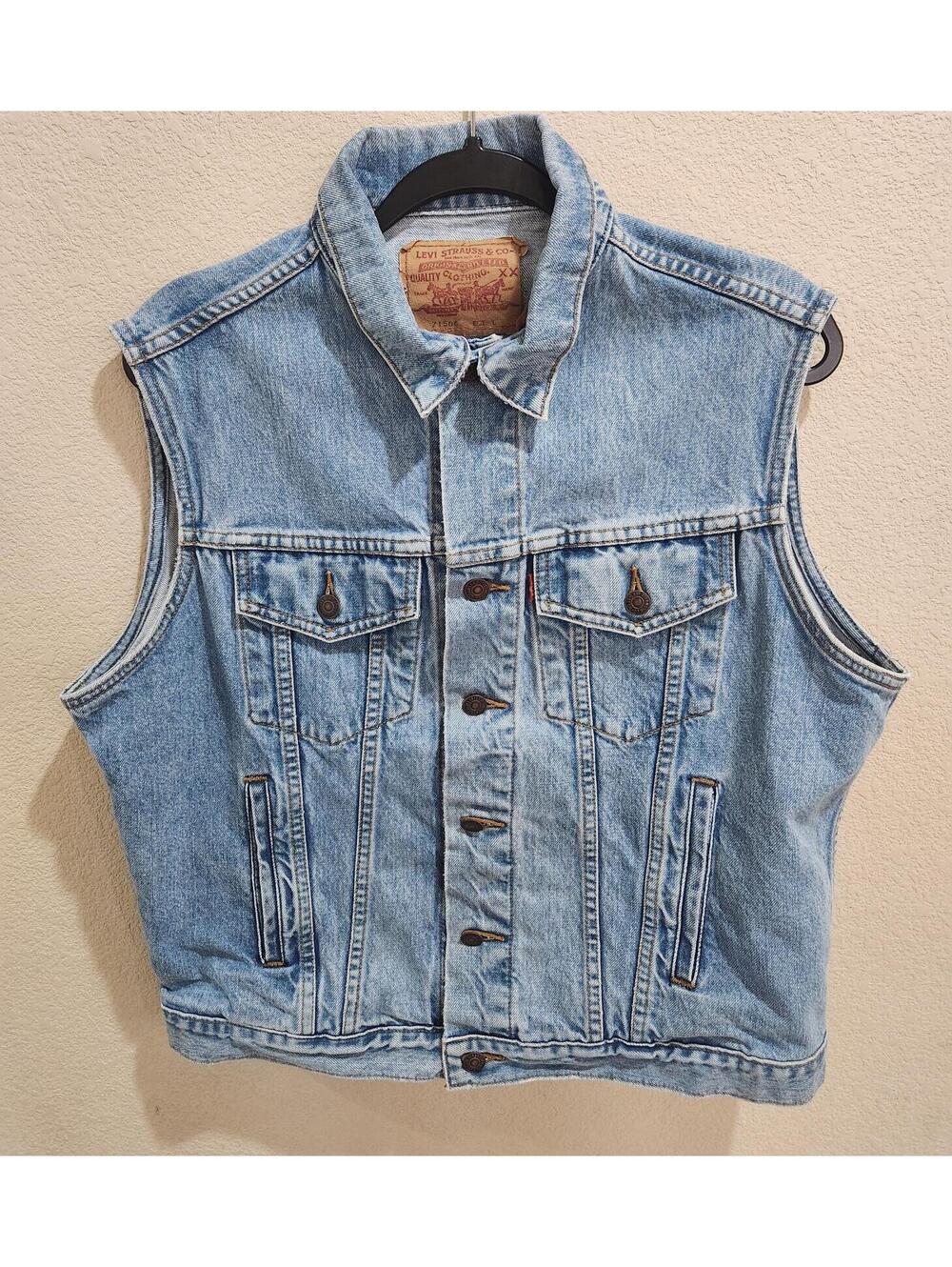 Vtg Levis Trucker Jacket Vest Mens Large Denim Thrashed Grunge 95 USA 71506-0210